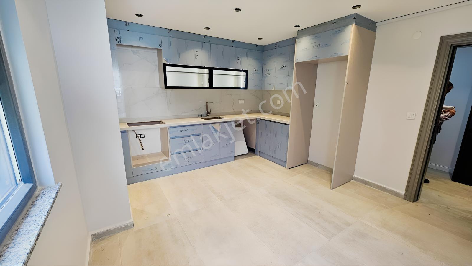 Gebze Hacıhalilde Yazı Caddesinde Satılık 4+1 Dubleks Daire — fotoğraf 3