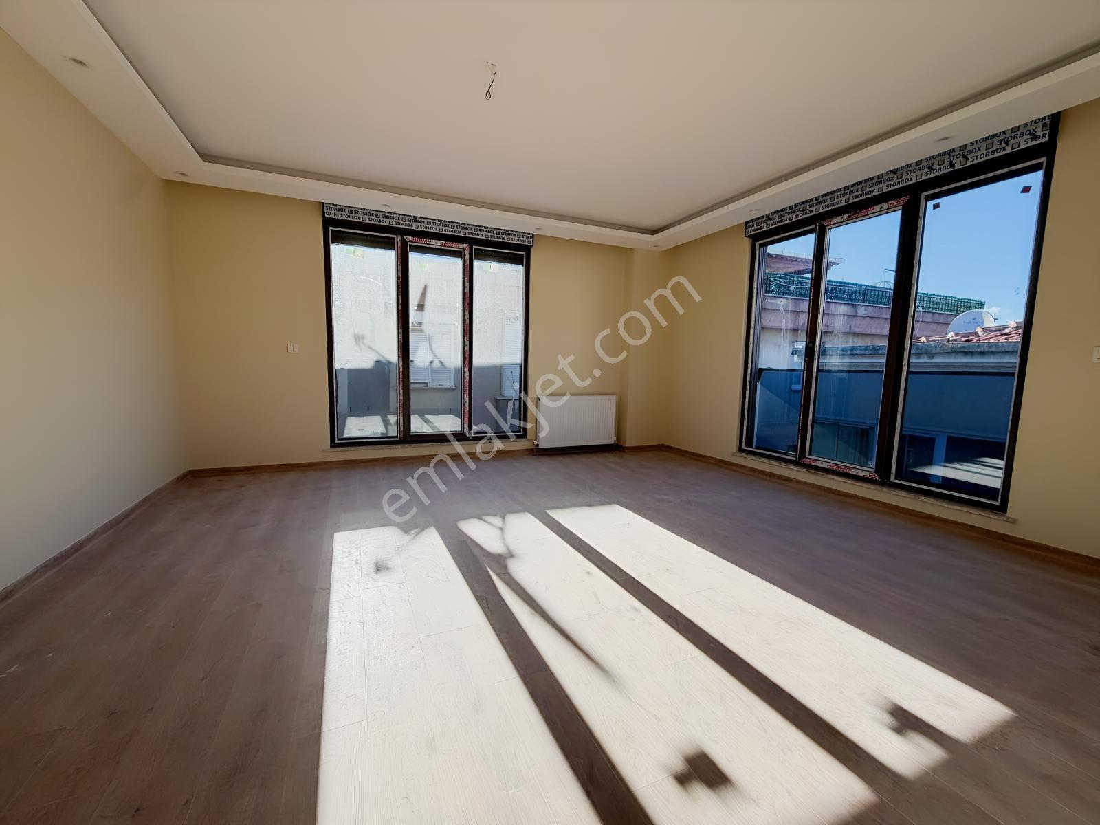 Pendik Batıda Hastane Yanı | Sıfır 4+2 Dubleks | Teras + Balkon — fotoğraf 11