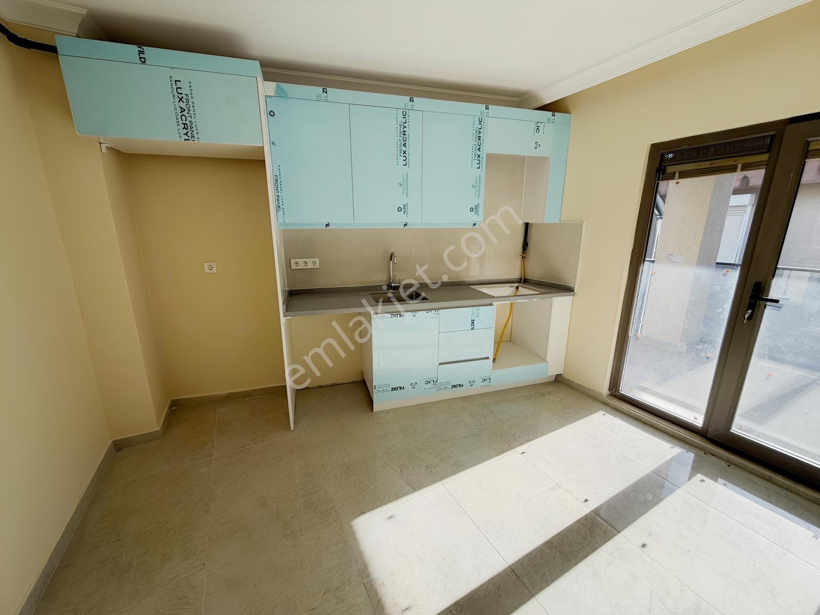 Pendik Batıda Hastane Yanı | Sıfır 4+2 Dubleks | Teras + Balkon — fotoğraf 12