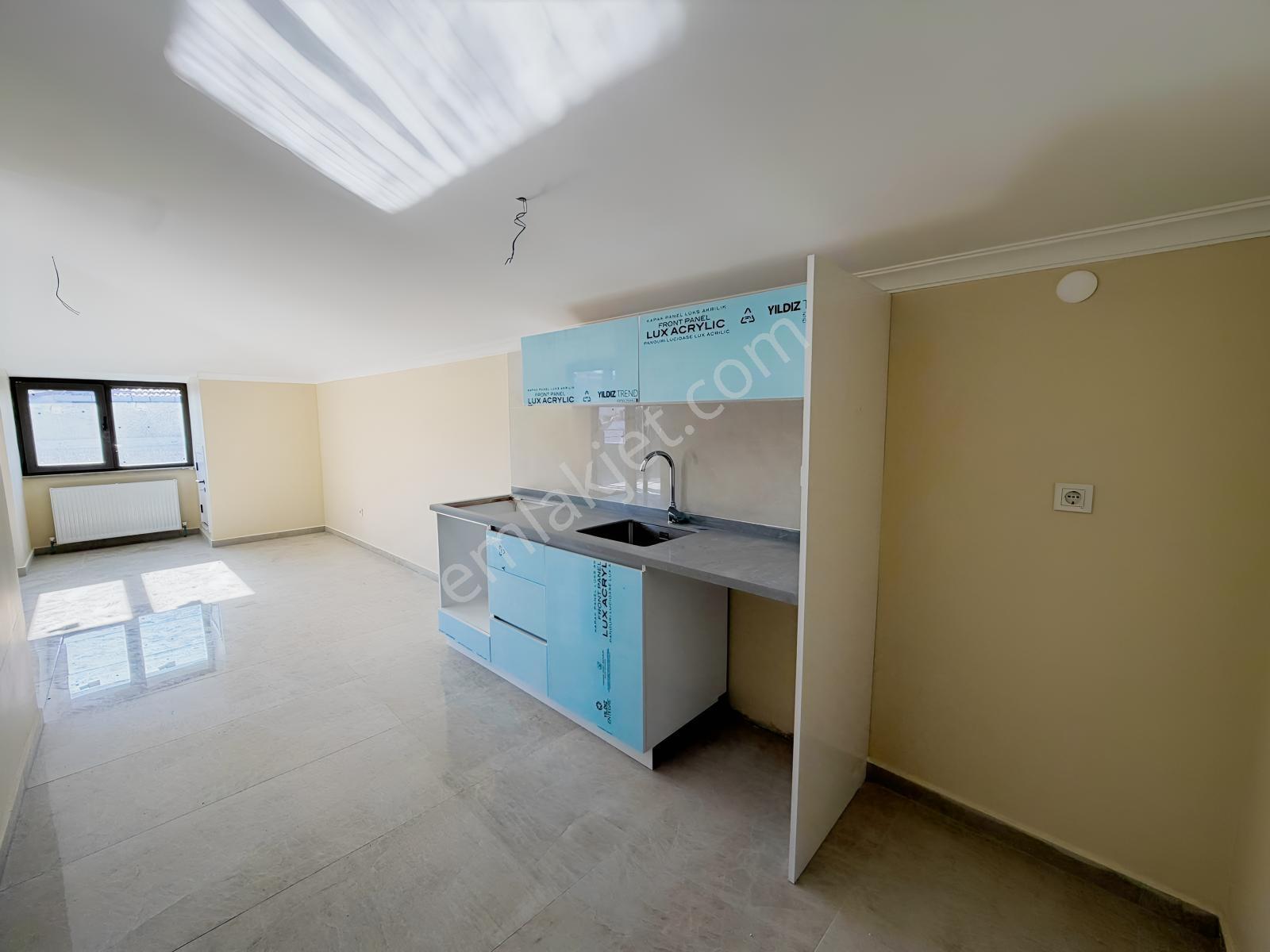 Pendik Batıda Hastane Yanı | Sıfır 4+2 Dubleks | Teras + Balkon — fotoğraf 15