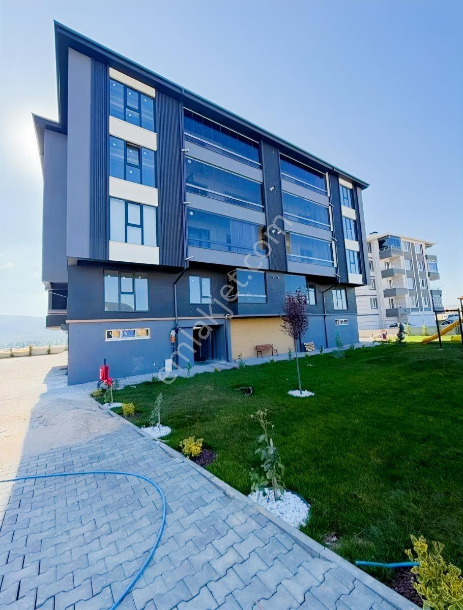 Kökoğlu Gayrimenkul'Den Akkent'Te Site İçi Arakat Lüks 3+1