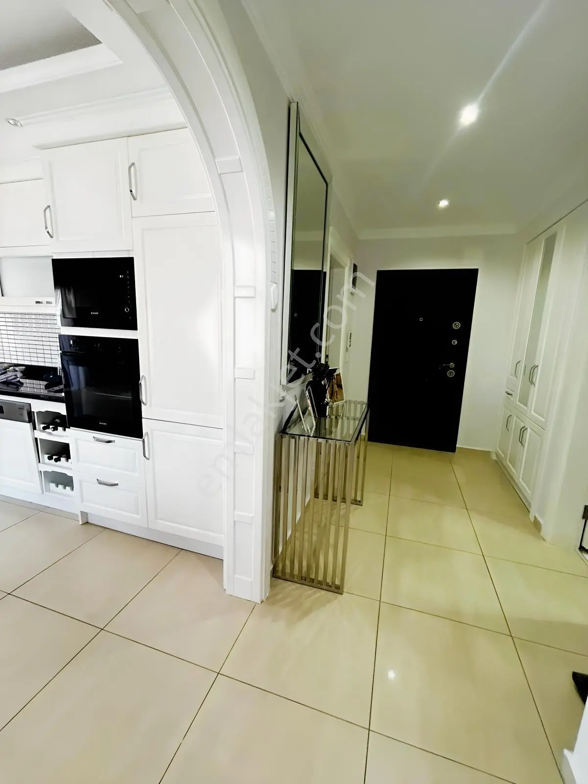 Alanya Mahmutlar'da Denize 150 M Manzaralı Eşyalı 115 M² 2+1 — fotoğraf 7