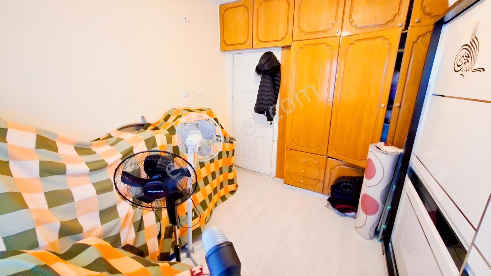 Malazgirt Mah. Bakımlı Yalıtımlı Satılık 3+1 Daire — fotoğraf 2