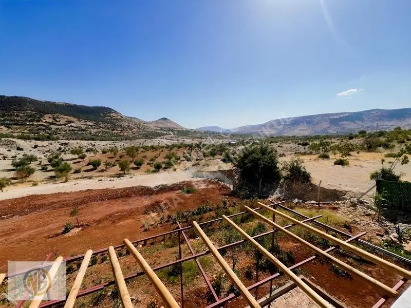 Kilis Gökmusa'da Zirve Konumda Satılık Bağevi - 4500 M² Arazi — fotoğraf 11