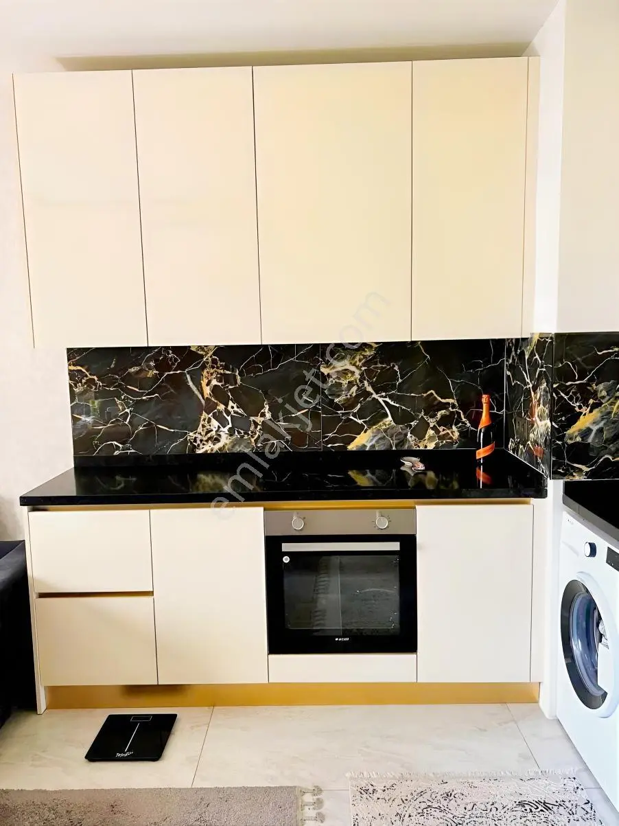 Alanya Oba'da Denize 300 M Full Aktiviteli Sitede Eşyalı 1+1 — fotoğraf 5