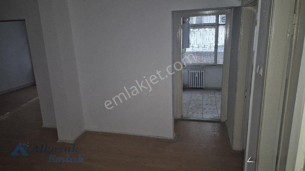 Ankara Çankaya Kocatepe Mahallesi'nde Bayındır 2 Sokakta Satılık Giriş 3+1 — fotoğraf 18