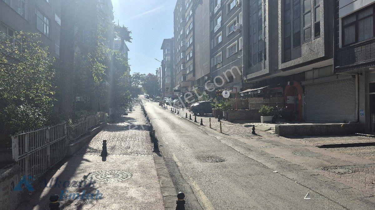 Ankara Çankaya Kocatepe Mahallesi'nde Bayındır 2 Sokakta Satılık Giriş 3+1 — fotoğraf 32