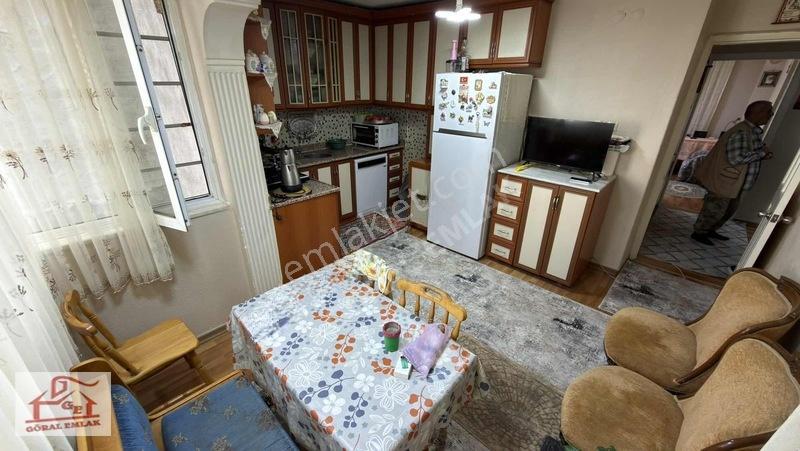 Göral Emlak'tan Muradiyede 3+1 Kapalı Mutfak Çift Cephe Daire — fotoğraf 5