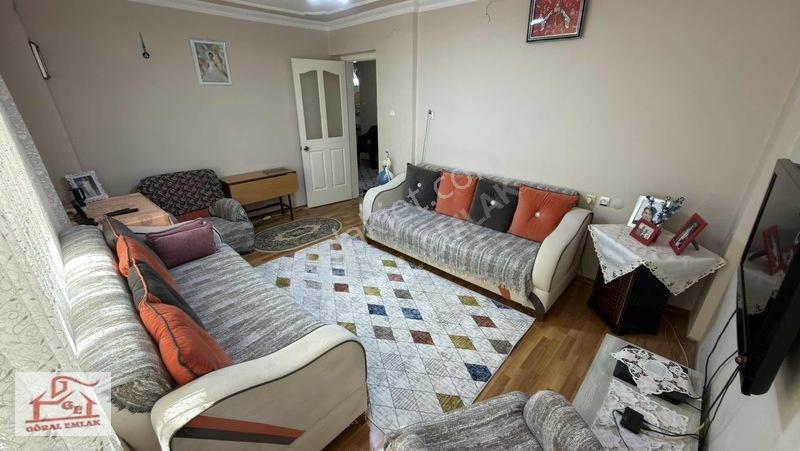 Göral Emlak'tan Muradiyede 3+1 Kapalı Mutfak Çift Cephe Daire — fotoğraf 6