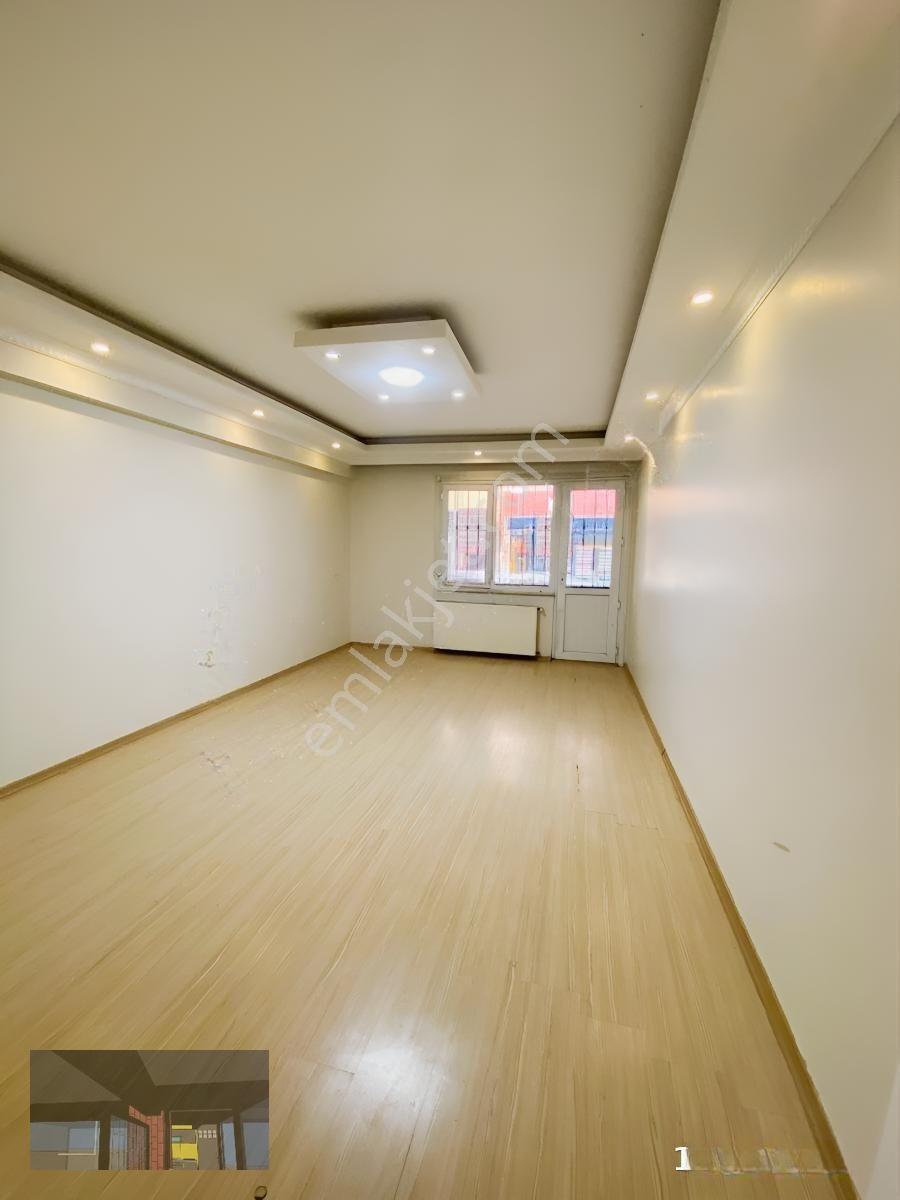 Merkezi Lokasyonda 100 M2 2+1 Satılık Daire