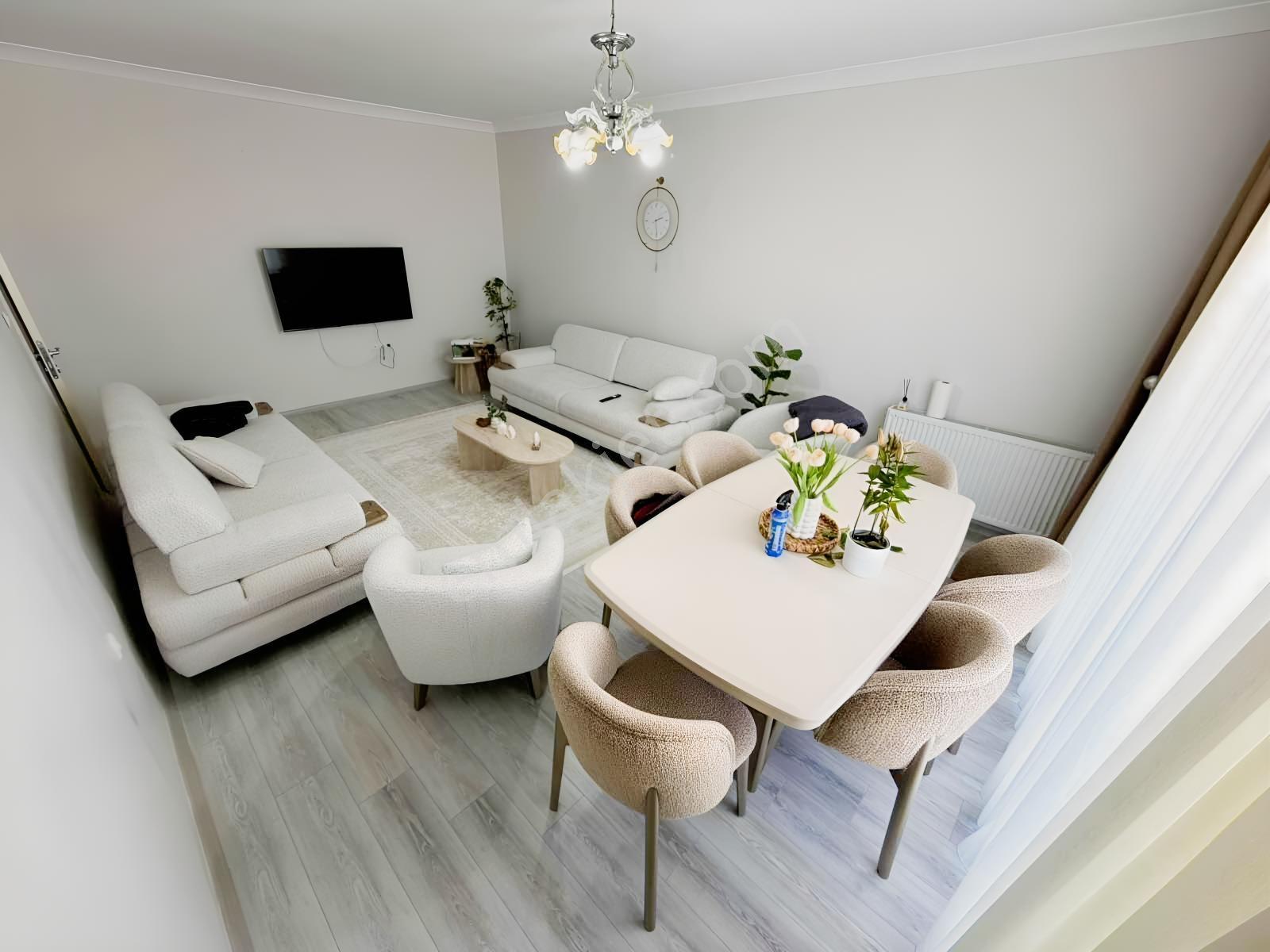 Gökçek Mah Batı Park Sitesinde Ara Katta 3+1 — fotoğraf 4