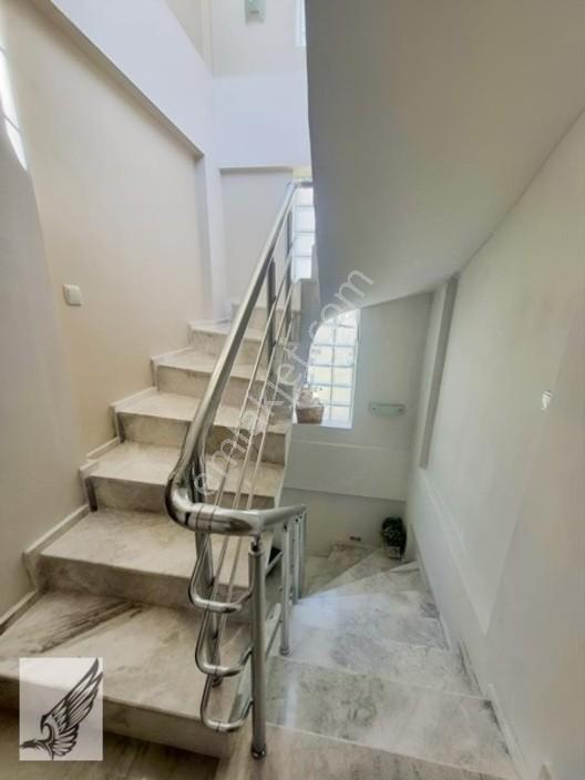Akarca Florya Sitesinde Dublex Eşyalı Villa Satılık — fotoğraf 16