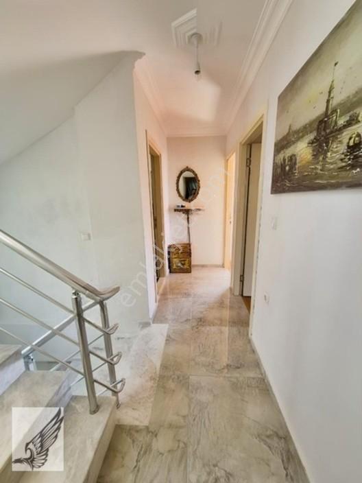Akarca Florya Sitesinde Dublex Eşyalı Villa Satılık — fotoğraf 20