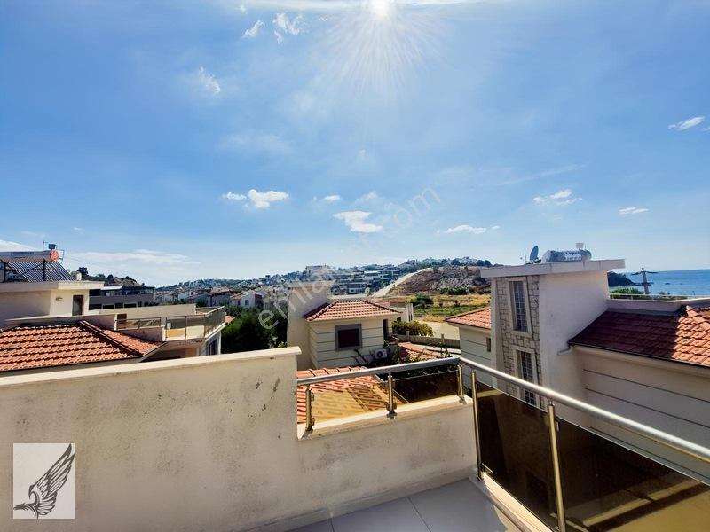 Akarca Florya Sitesinde Dublex Eşyalı Villa Satılık — fotoğraf 33