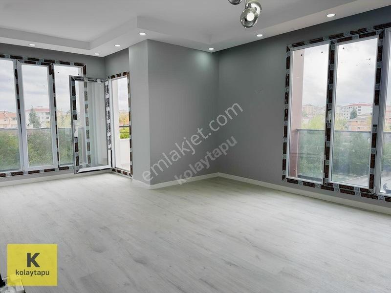 Kolaytapu Sakızköy Meydanı Satılık 0 Oturuma Hazır 2+1 Daire — fotoğraf 3