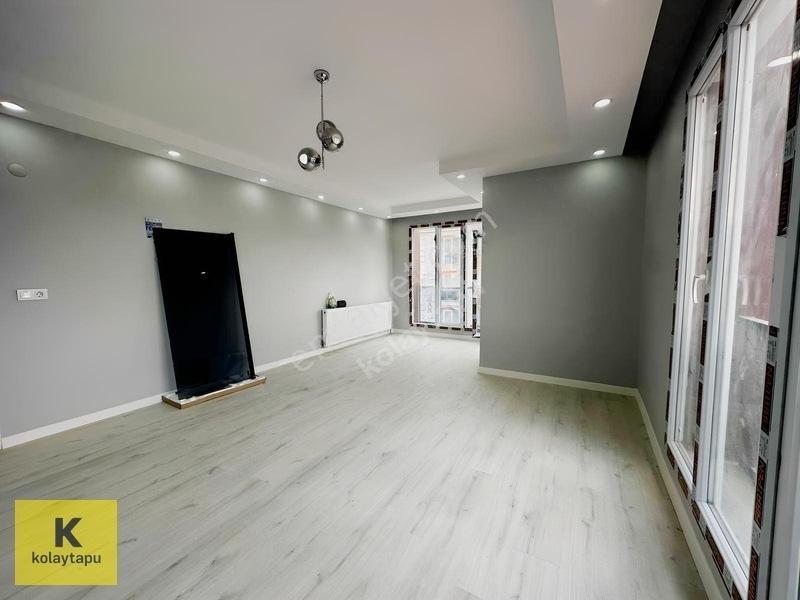 Kolaytapu Sakızköy Meydanı Satılık 0 Oturuma Hazır 2+1 Daire — fotoğraf 4