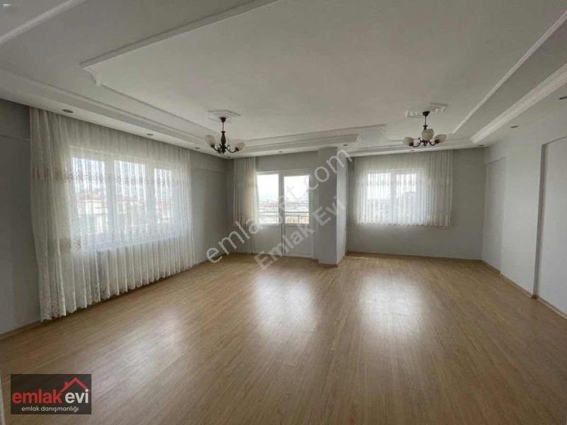Emlak Evi'nden Mimar Sinan'da Harika Konumlu 3+1 Satılık Daire — fotoğraf 2