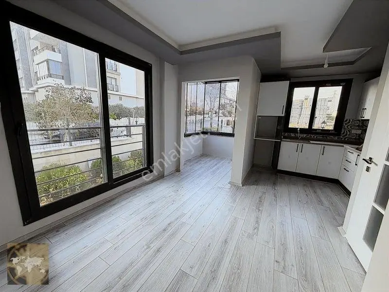 Dream'dan Batıkent Bölg. (288m2 Arsa Alanı) Komple Satılık Bina — fotoğraf 5