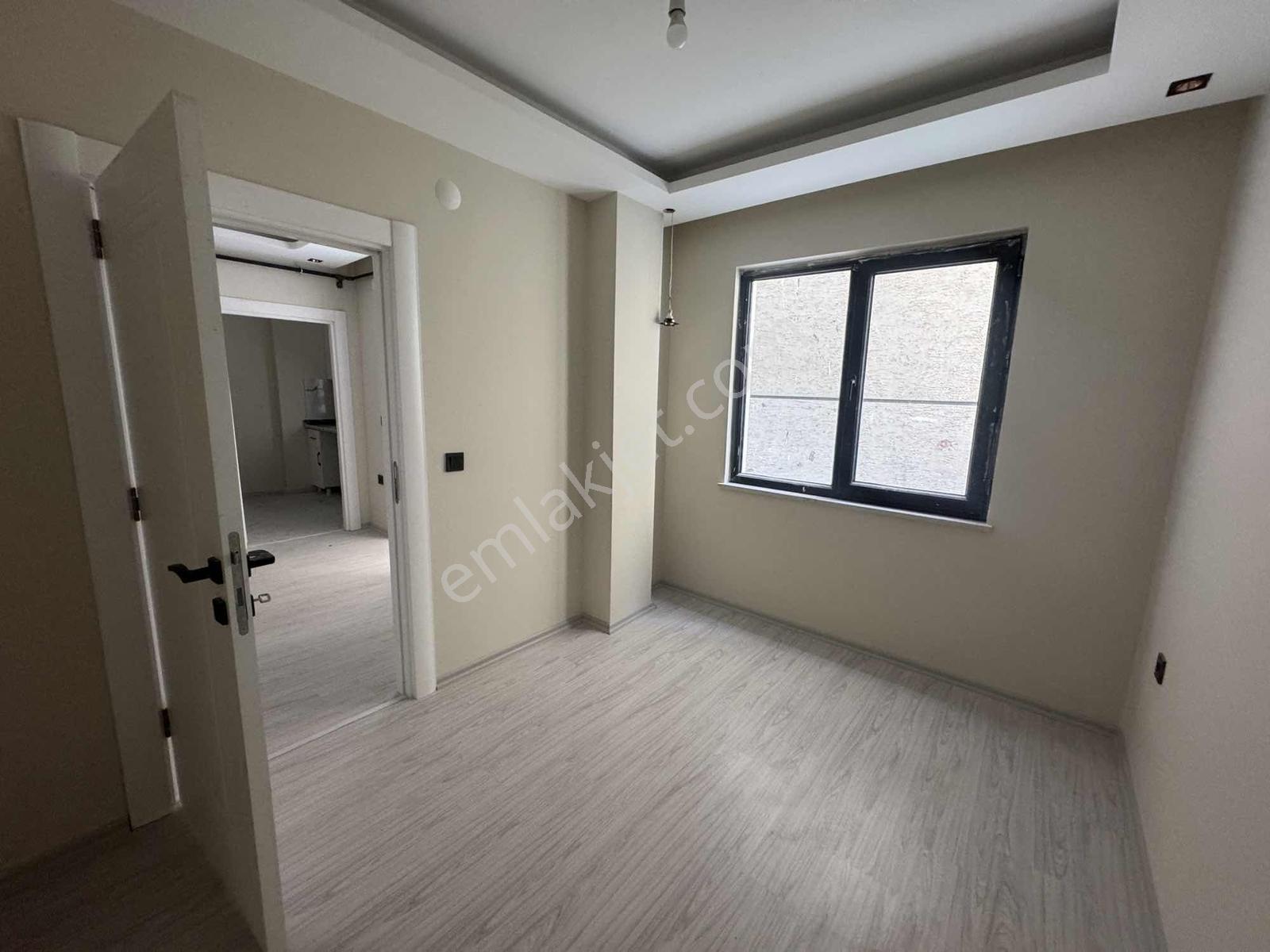 Satılık 1+1 Sıfır Daire Ayrı Mutfak Teraslı Öğretmen Evi Arkası — fotoğraf 7