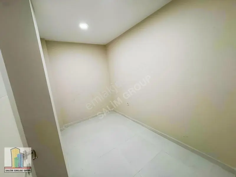 Uydukent'te Süper Lokasyonda Satılık 6+1 Lüks Dubleks Daire — fotoğraf 17