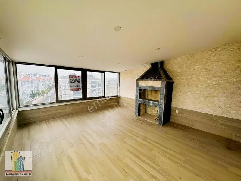 Uydukent'te Süper Lokasyonda Satılık 6+1 Lüks Dubleks Daire — fotoğraf 21