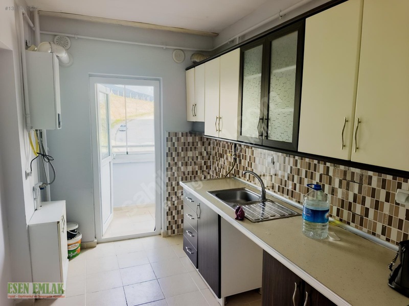 Karagöz Tokide Kiralık 2+1 Daire — fotoğraf 4