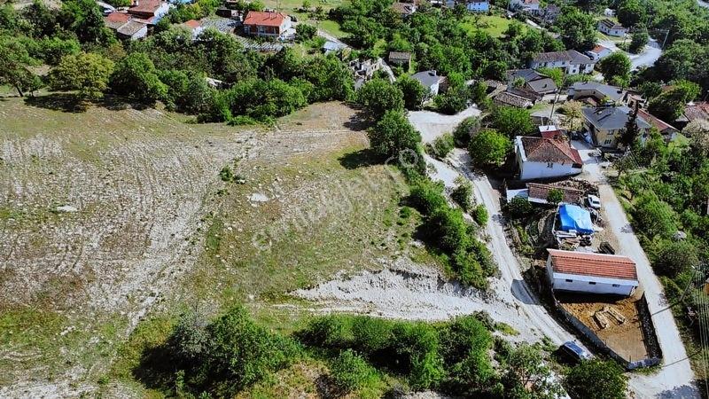 Taraklı'nın En Prim Yeri Olan Hacıyakup Mah. Katirtifaklı Yer — fotoğraf 5