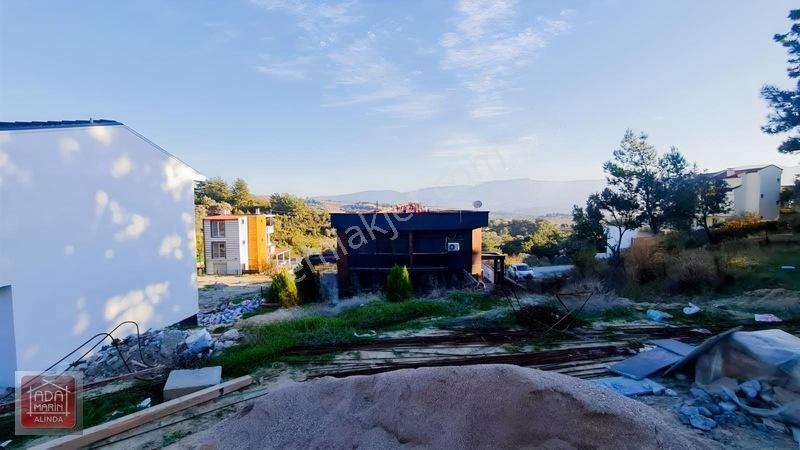 Kuşadası Soğucakta Satılık Villa İmarlı Fırsat Arsa!