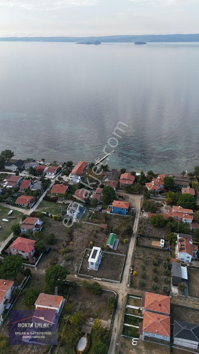 Nokta Emlak | Saros Tatil Köyünde 2 Adet Bitişik 400 M2 Net Arsa Tel Duvar Çevrili — fotoğraf 24