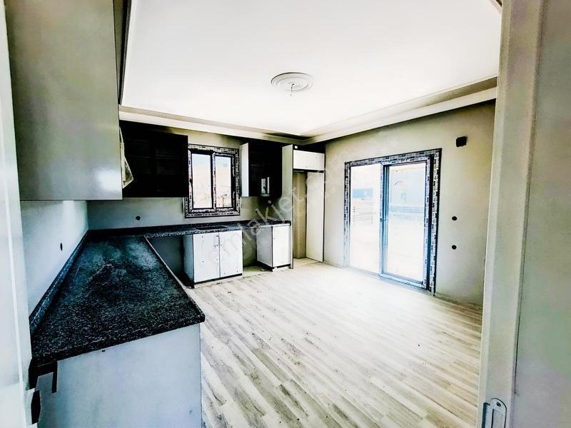 Geniş Bahçeli Yola Sıfır Müstakil Yayla Evi — fotoğraf 12