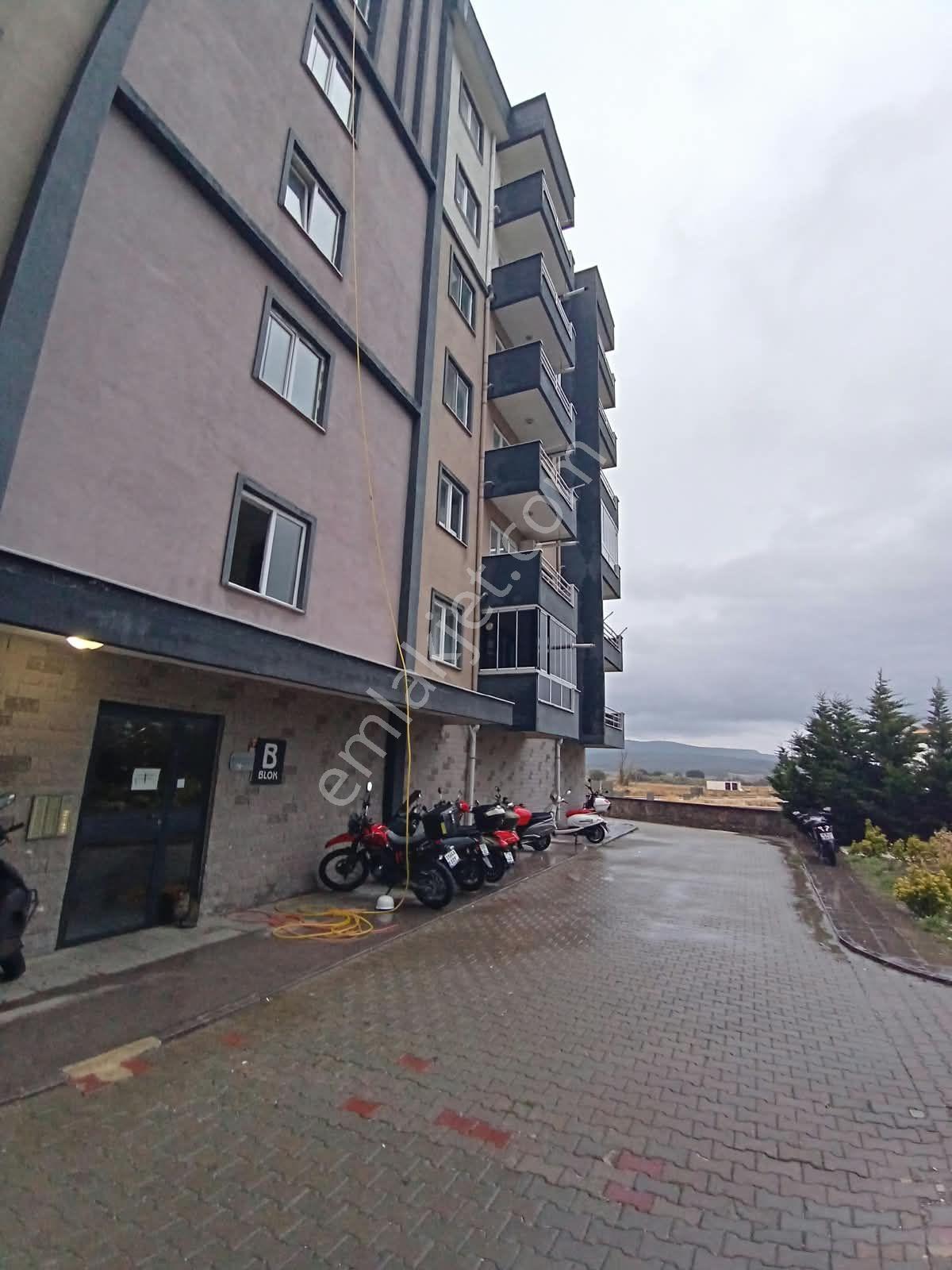 Çanakkale Kepez Hamidiye Site İçi Arakat 1+1 Satılık Daire — fotoğraf 14