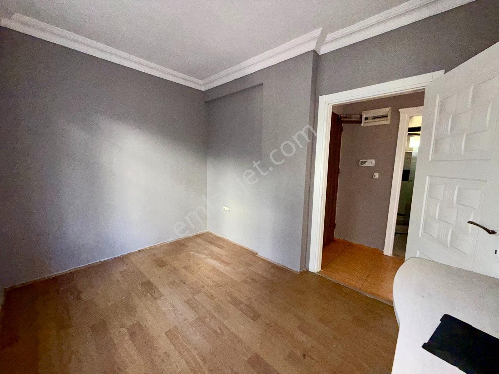Sütçülerde Tramvaya 3. Bina 2+1 Ayrı Mutfaklı Yüksek Giriş — fotoğraf 24