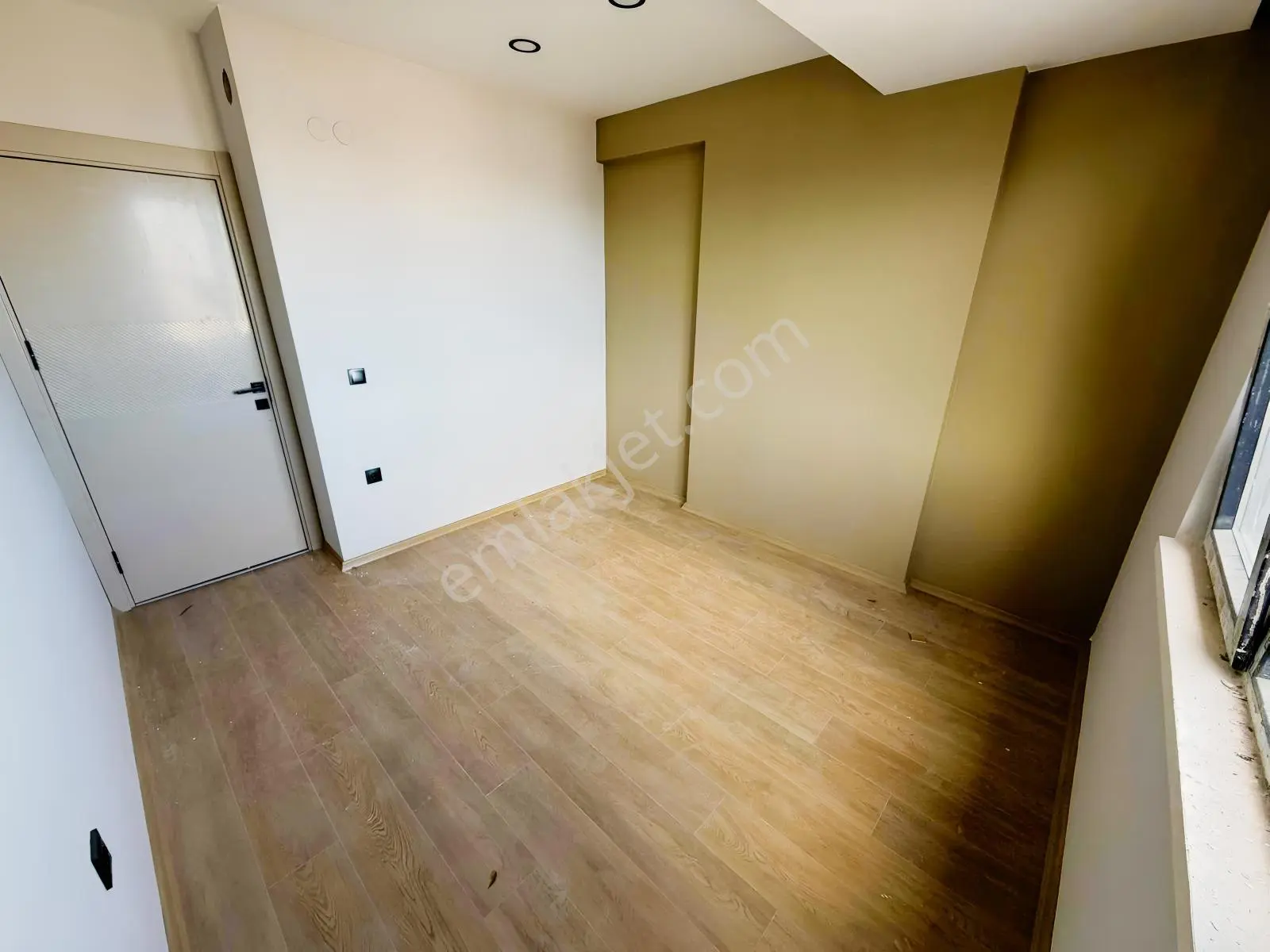 Site İçi Havuzlu Manzaralı Sıfır 1+1 Satılık Daire — fotoğraf 14