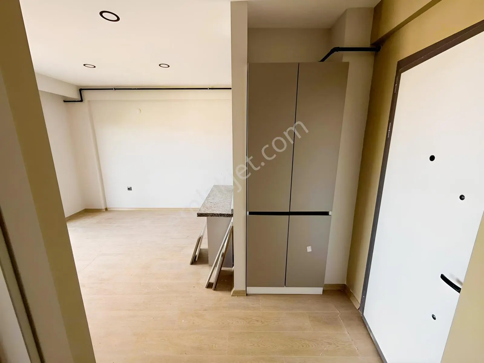 Site İçi Havuzlu Manzaralı Sıfır 1+1 Satılık Daire — fotoğraf 17