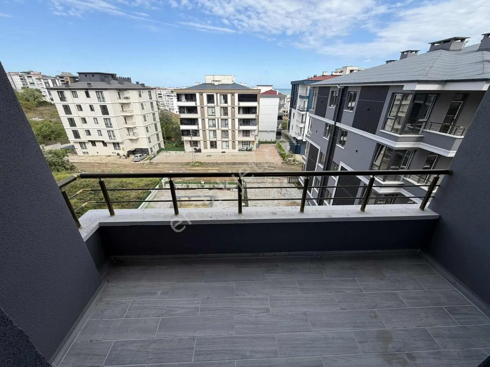 Site İçi Havuzlu Manzaralı Sıfır 1+1 Satılık Daire — fotoğraf 29