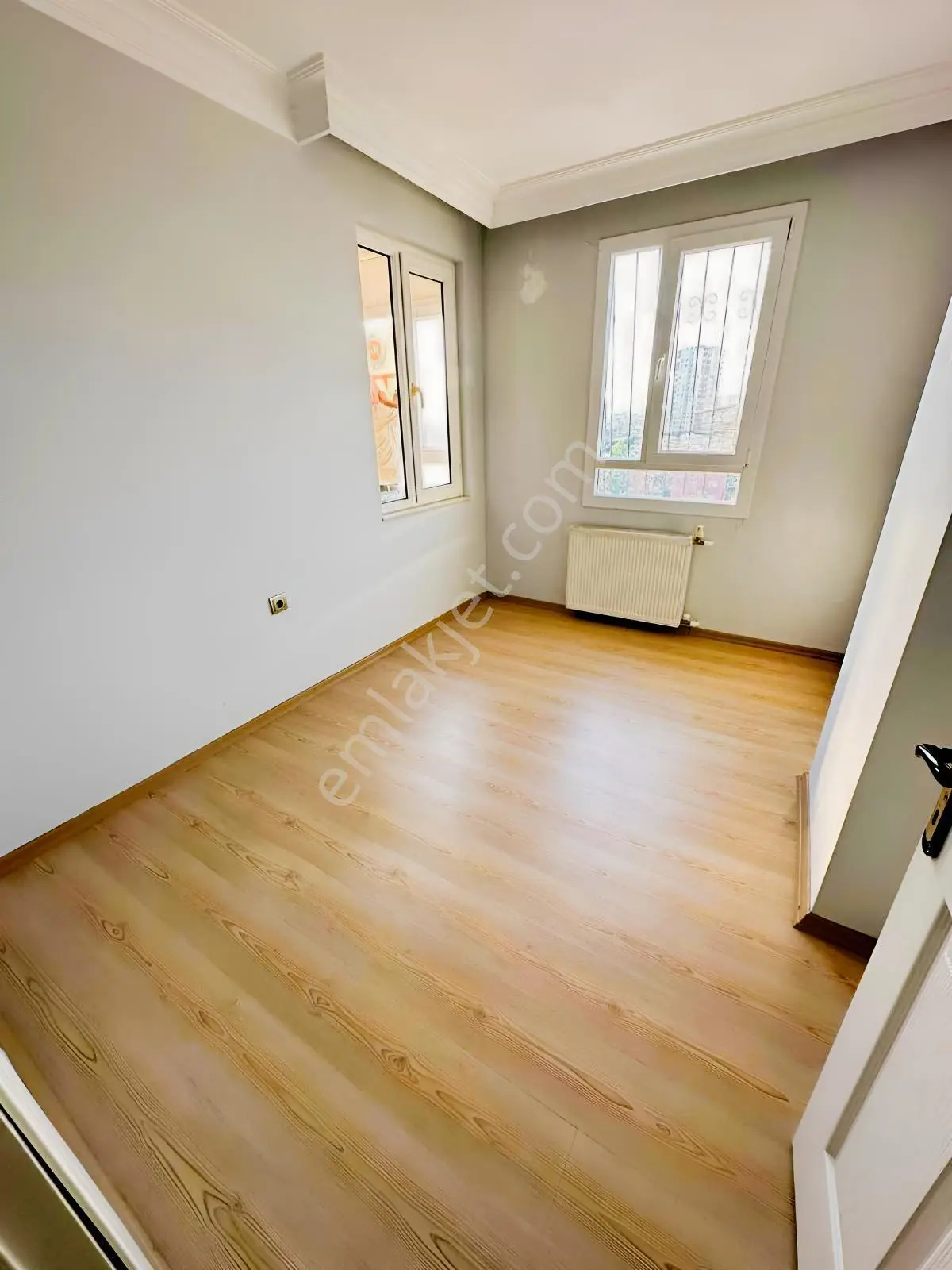 Final'den Kanal Groseri Civarı Metro Yolu Üzerinde 4+1 Lüx — fotoğraf 3