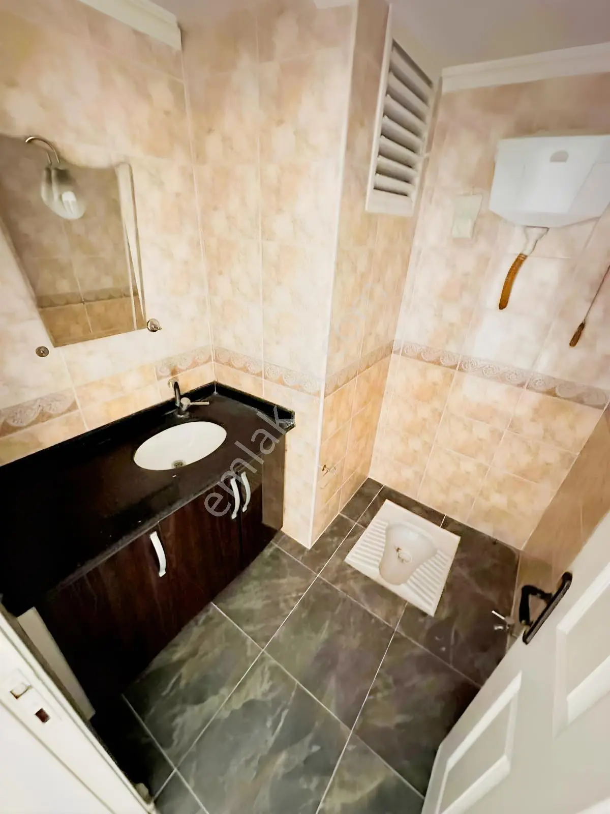 Final'den Kanal Groseri Civarı Metro Yolu Üzerinde 4+1 Lüx — fotoğraf 6