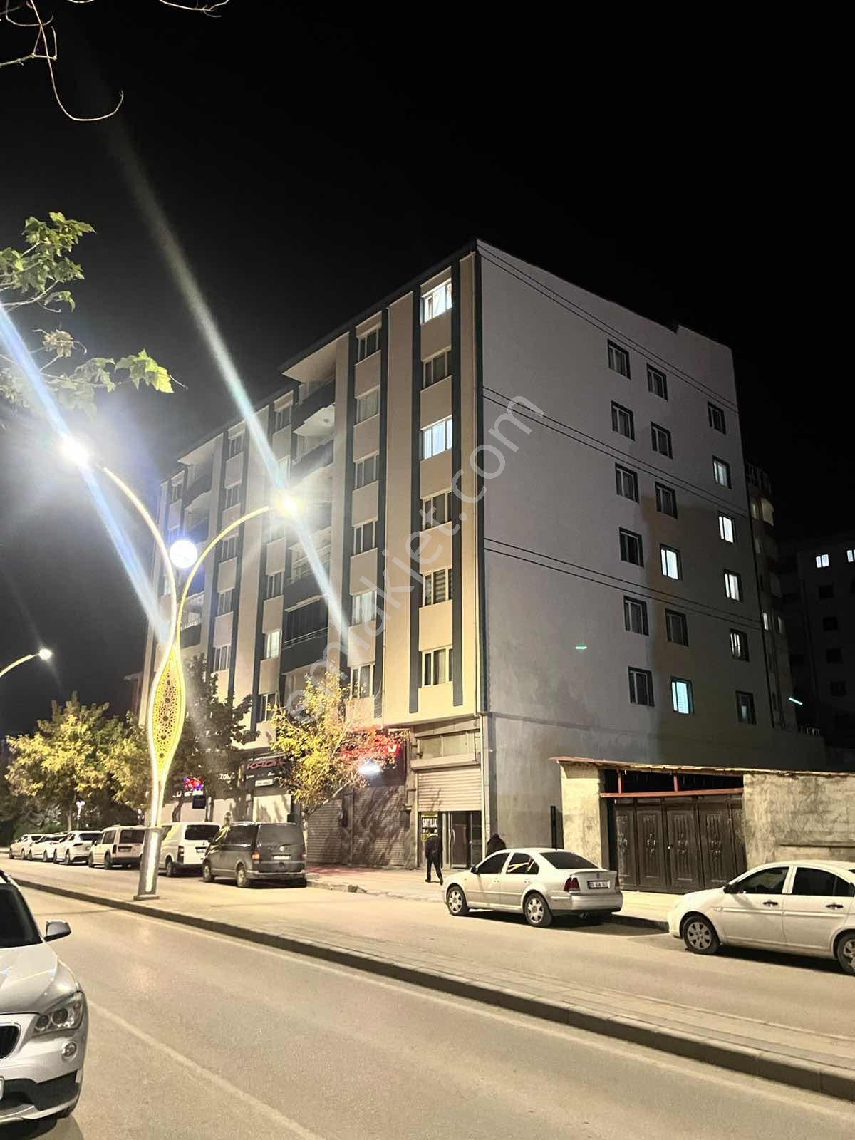 Vanın Kalbinde, Kültür Sarayı Karşısı Geniş Ve Ferah 3+1 Daire! — fotoğraf 11