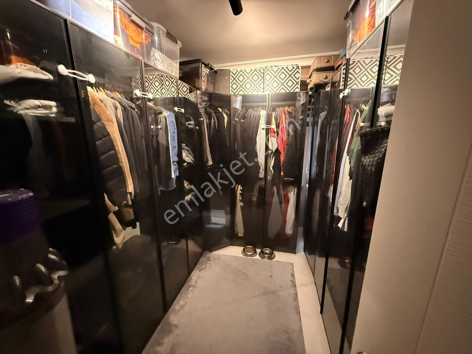 Ulukaya*okullar Cadde Üzeri Park Yakını Kat Konumunda 3+1 Daire — fotoğraf 25