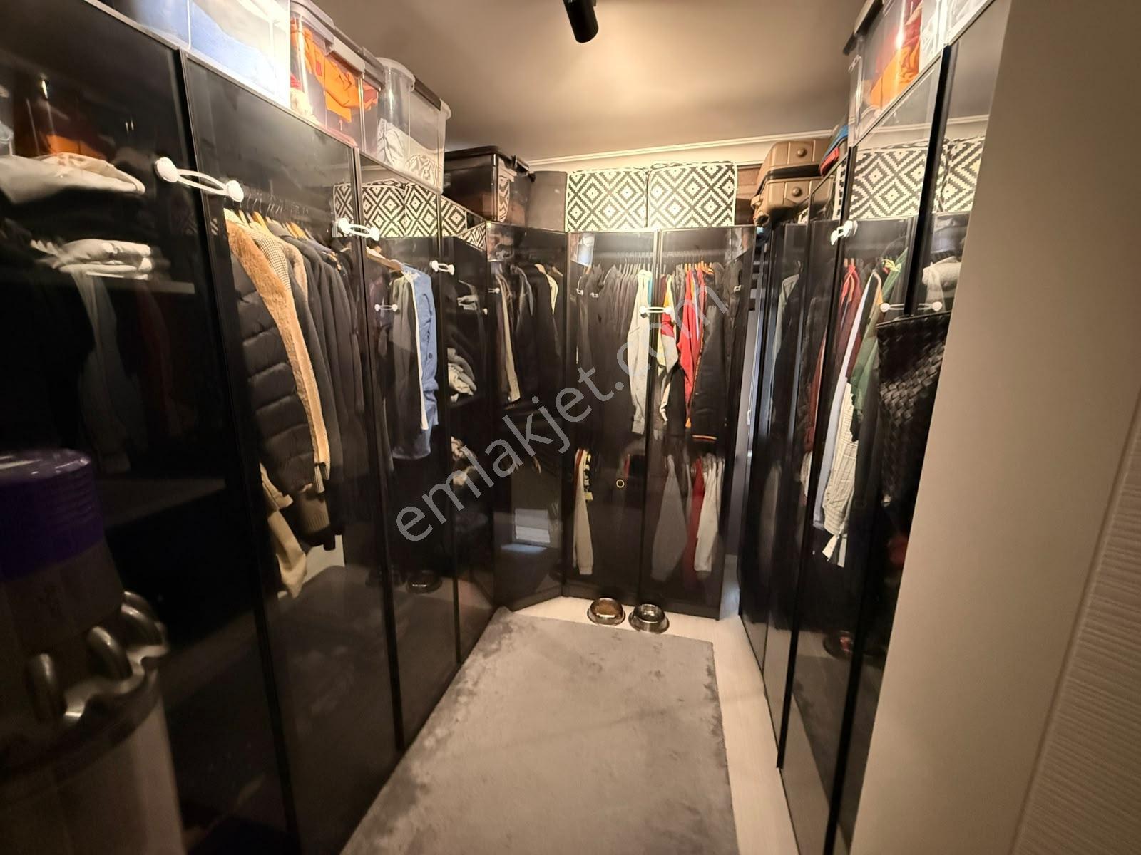 Ulukaya*okullar Cadde Üzeri Park Yakını Kat Konumunda 3+1 Daire — fotoğraf 27