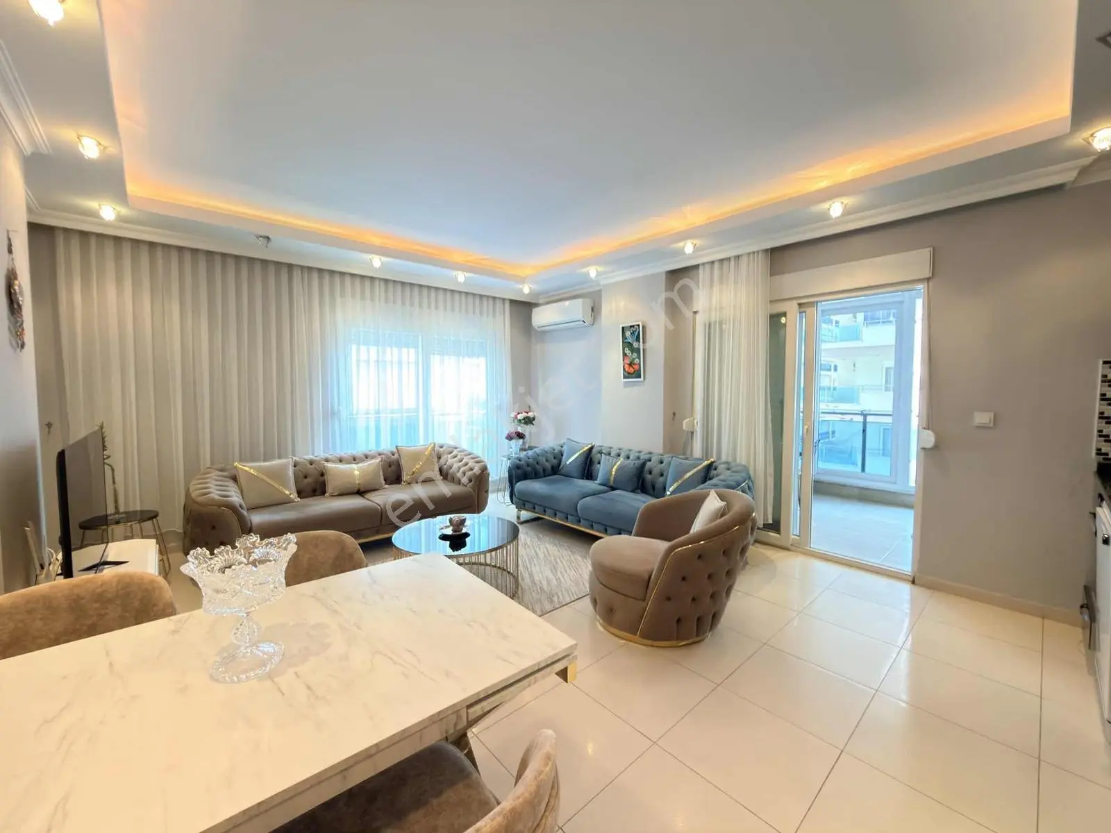 Mahmutlarda Avm'nin Hemen Yanıbaşında Satılık 70 M2 1+1 Daire — fotoğraf 3
