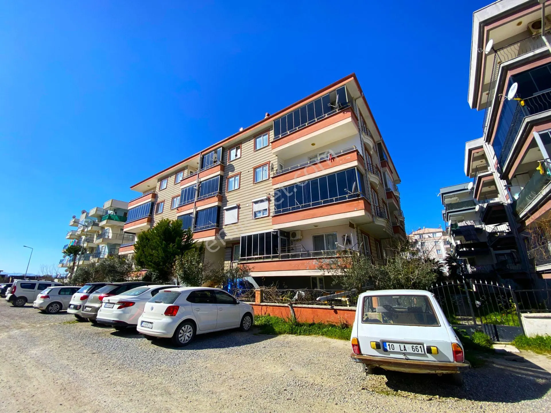 Aktiften Akçayda Satılık Denize 300 Metre 9 Yaşında Arakat Harika Devasa 2+1 Daire — fotoğraf 19