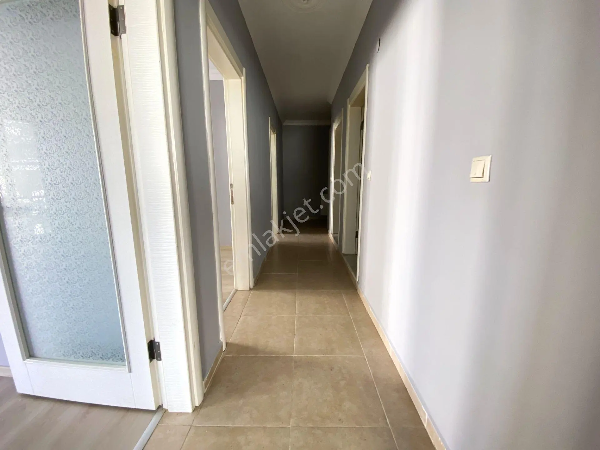 Aktiften Akçayda Satılık Denize 300 Metre 9 Yaşında Arakat Harika Devasa 2+1 Daire — fotoğraf 31