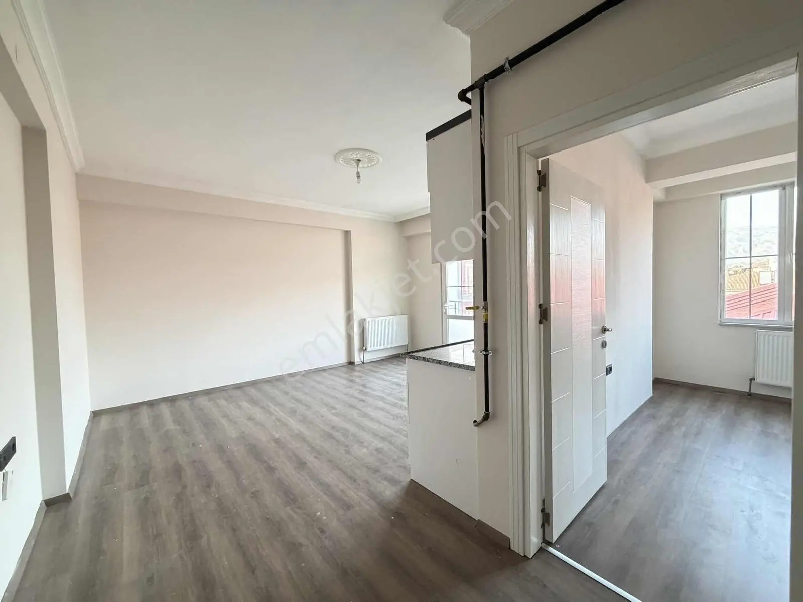 Remax Dem'den Yeni Mahallede Satılık 1+1 Daire — fotoğraf 6