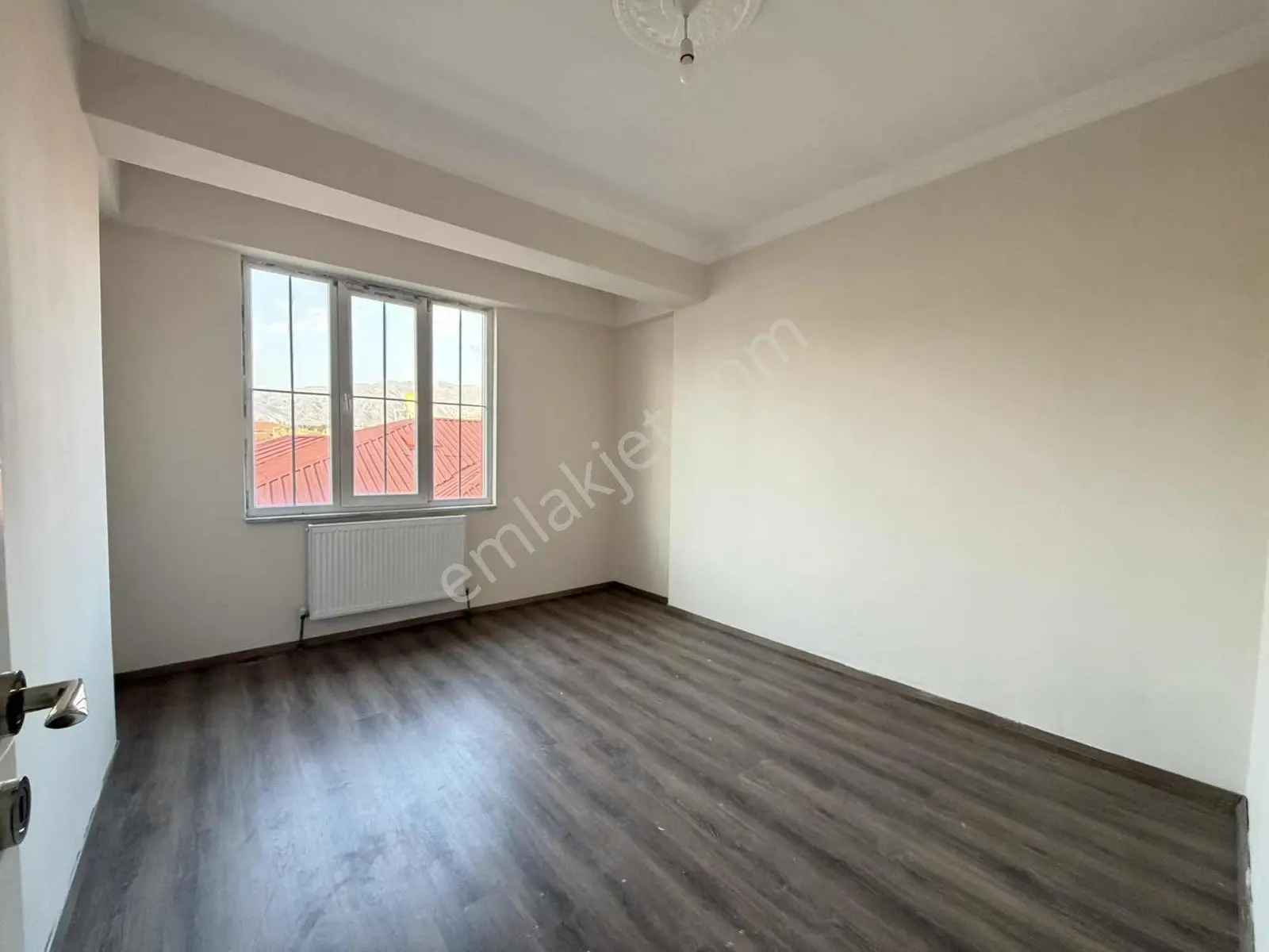 Remax Dem'den Yeni Mahallede Satılık 1+1 Daire — fotoğraf 11