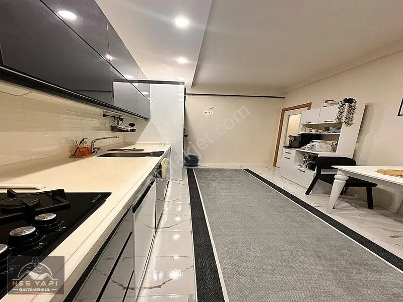 Nes Yapı'dan Metrobüse Yürüme 3+1 Dev M2 İskanlı Satılık Daire!! — fotoğraf 7