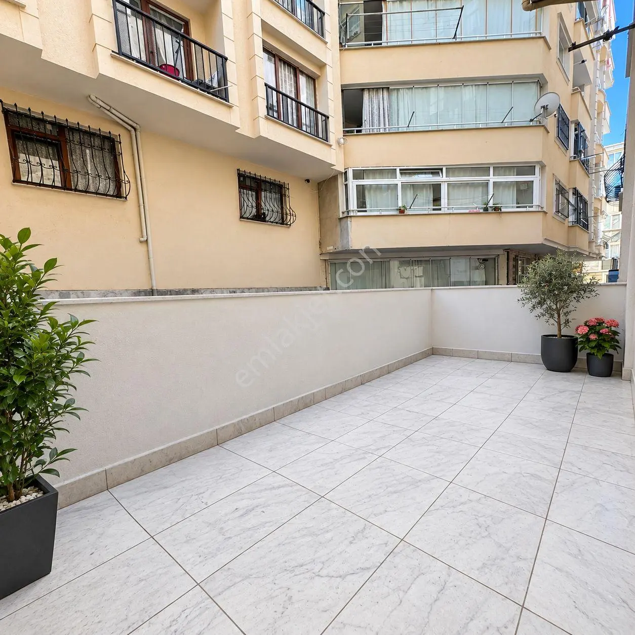 Krediye Uygun Çocuklu Ailelere İdeal Bahçeli 3+1 Satılık Daire — fotoğraf 7