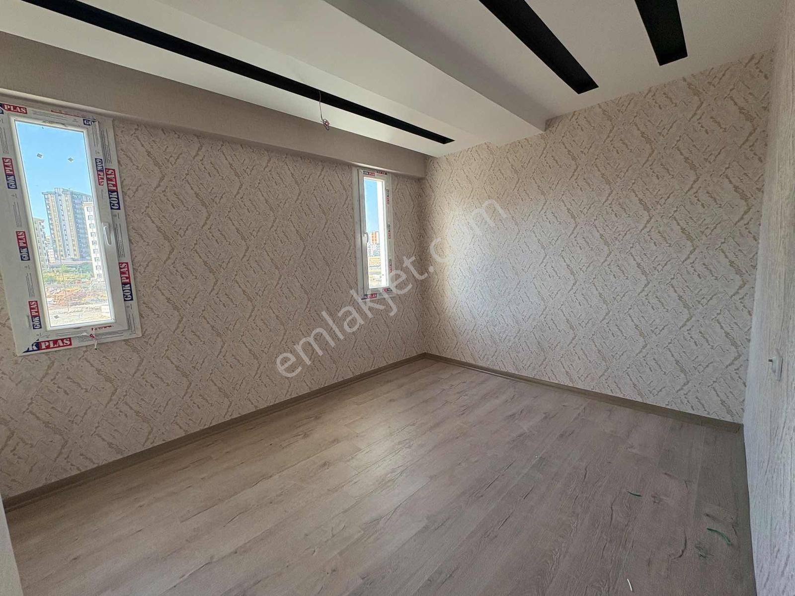 Yeşilloft'tan Satılık 2+1 Daire — fotoğraf 4