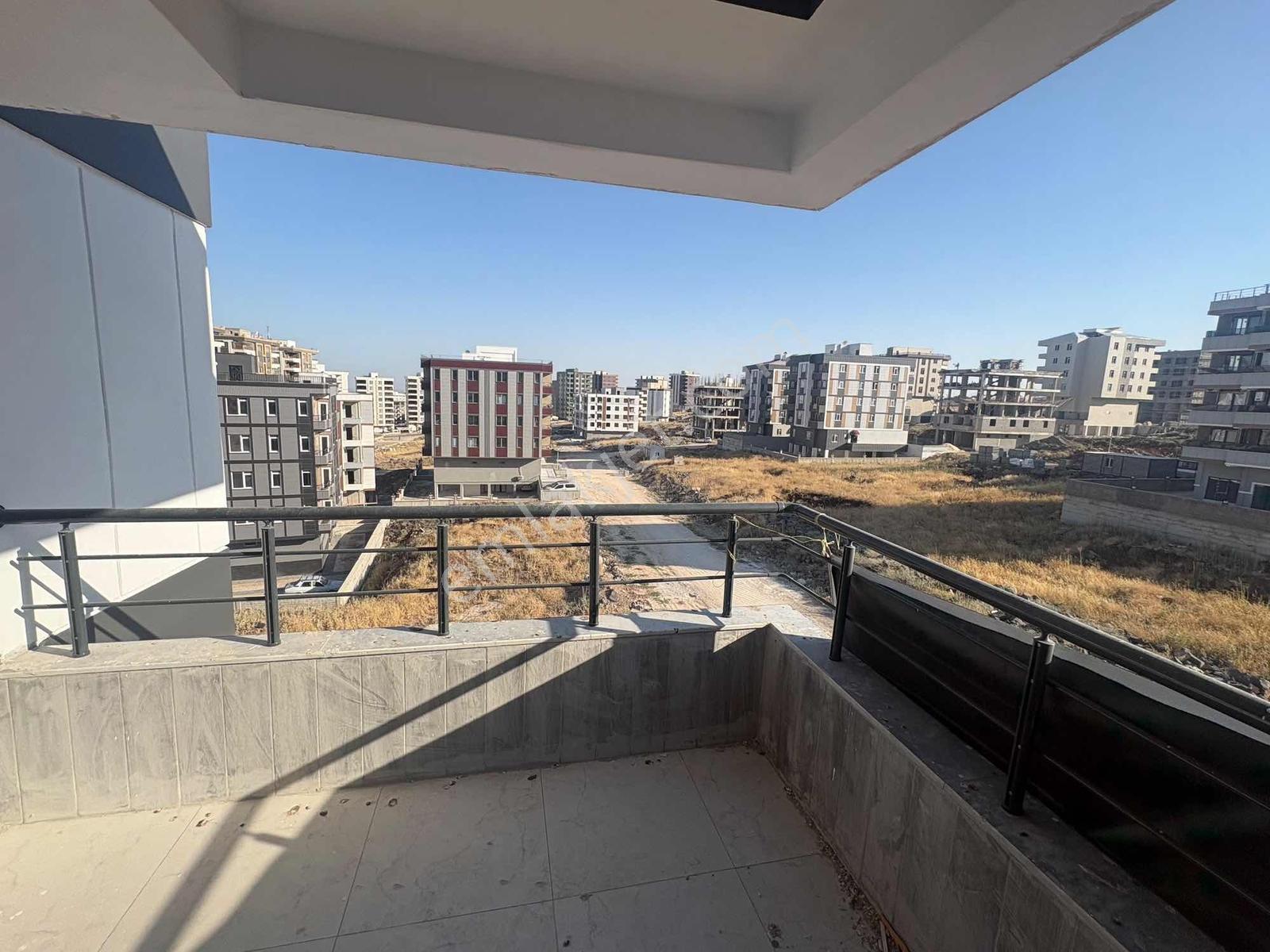 Yeşilloft'tan Satılık 2+1 Daire — fotoğraf 5