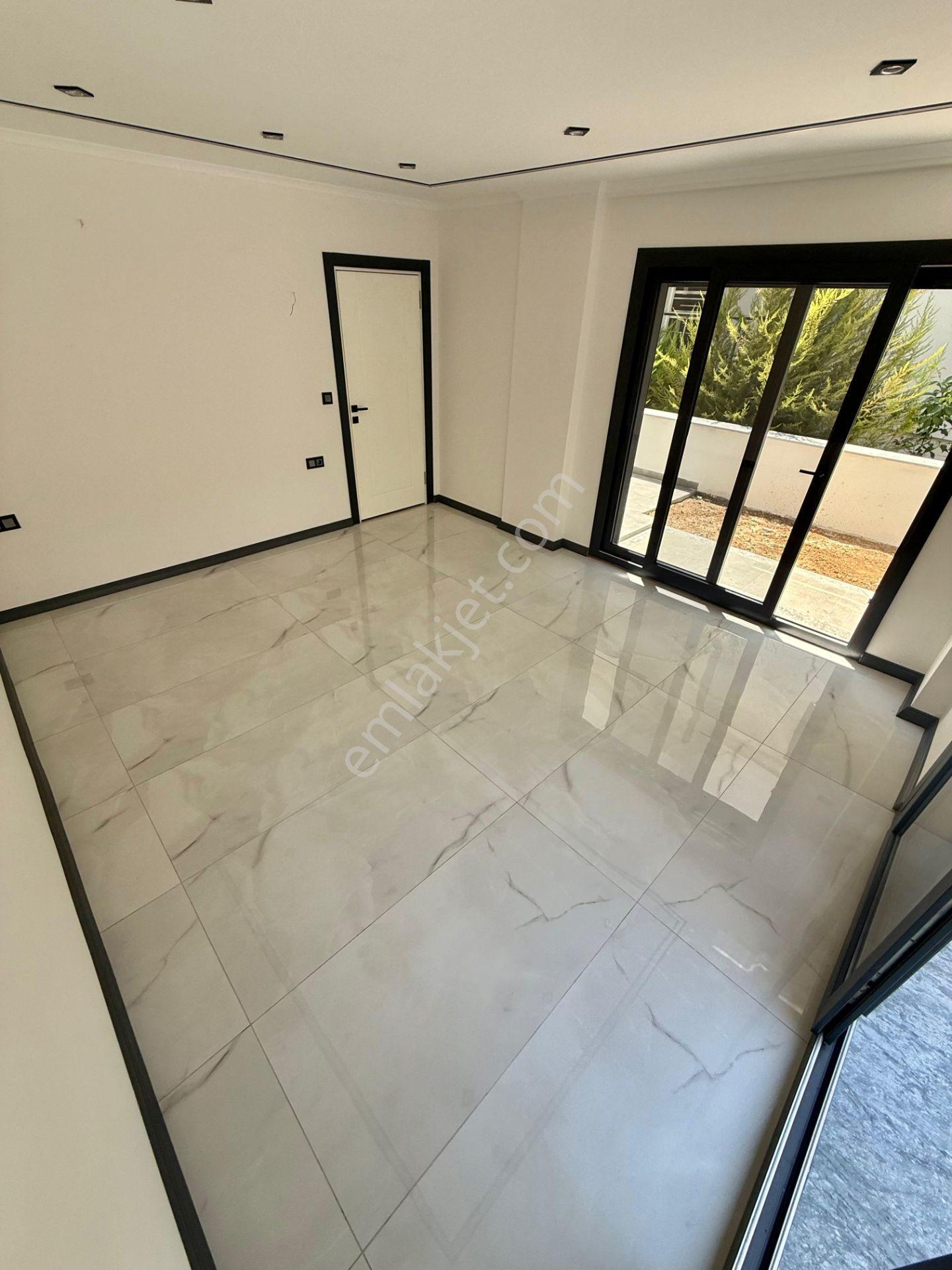 Büyük Ailelere Özel Dev Gibi Havuzlu Ve Bahçeli Lüks Villa — fotoğraf 10
